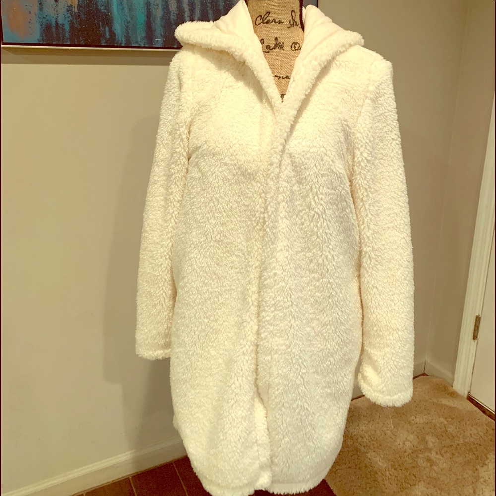 NWOT Forever 21 Super Plush Faux Fur Sz Large